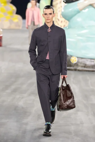 Look 20